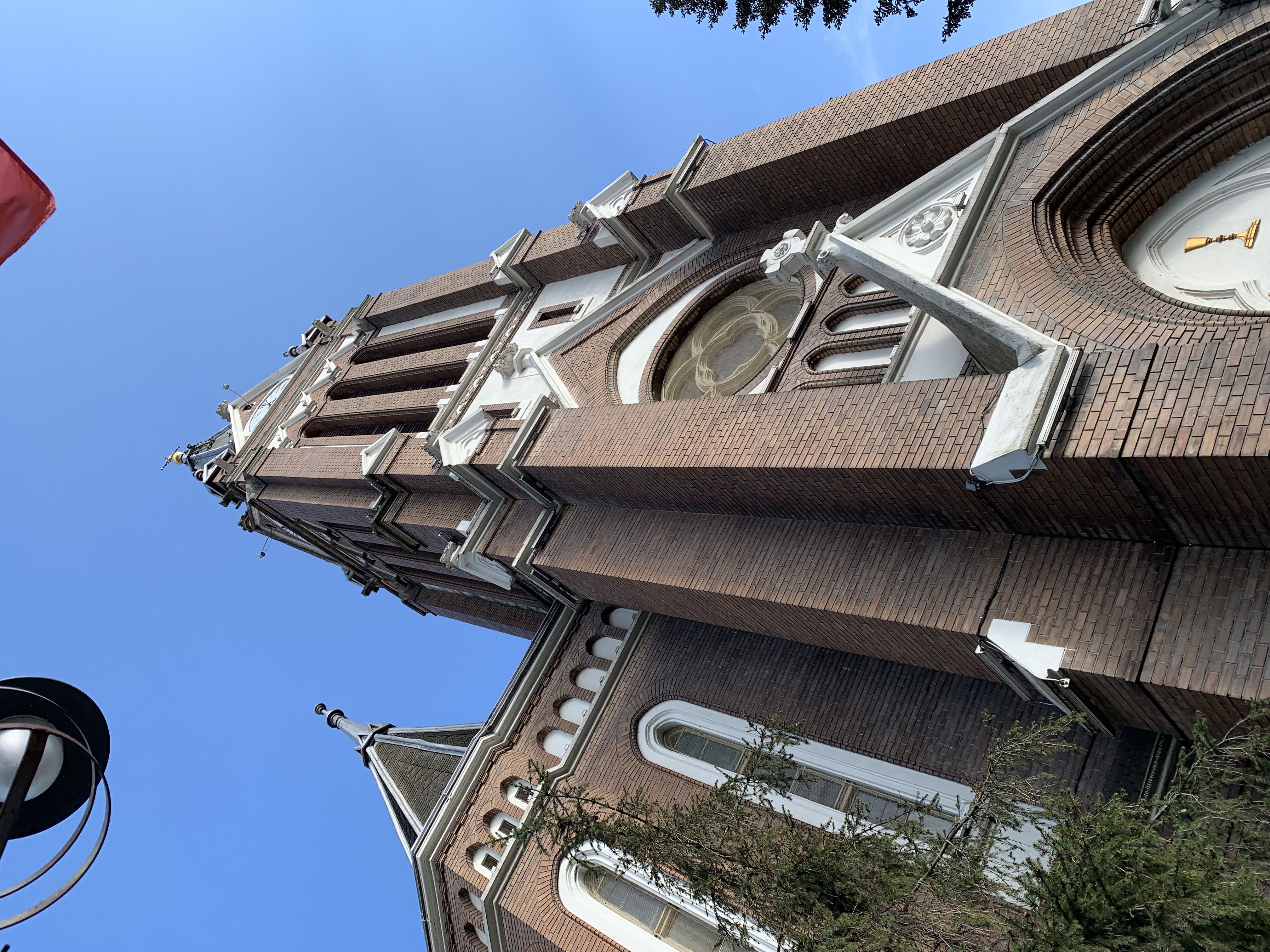 Biserica Roșie Arad